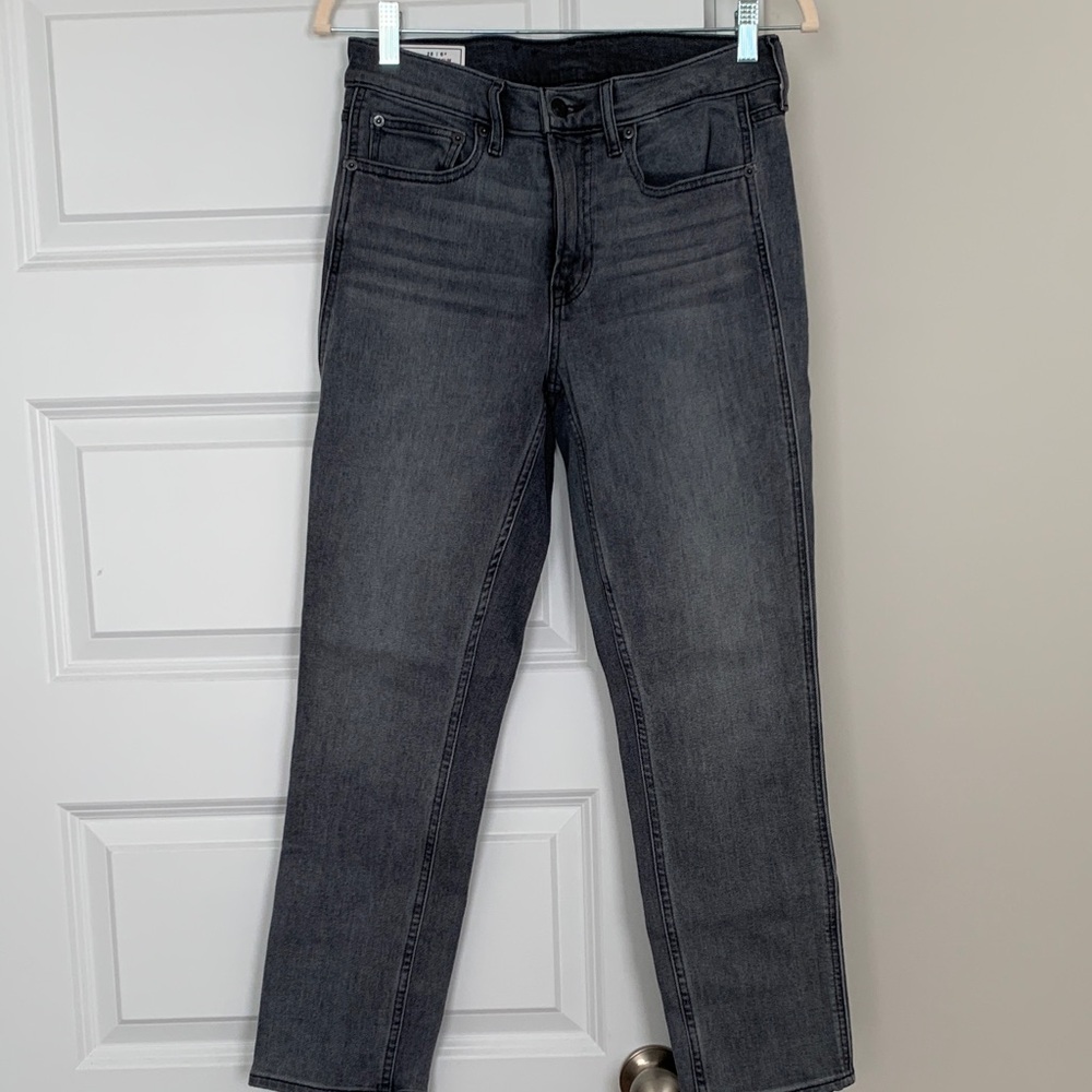 GAP Women's Vintage Slim Straight Leg Jeans - Grey